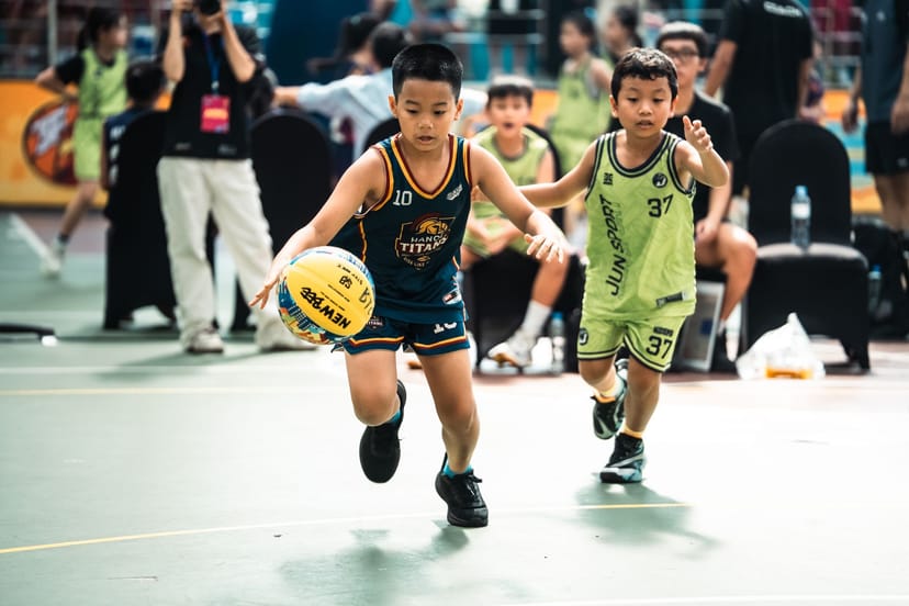 Lứa U9 trên sân thi đấu